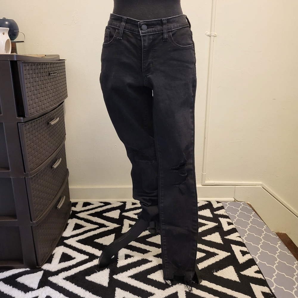 Black Skinny Leg Ripped Jeans